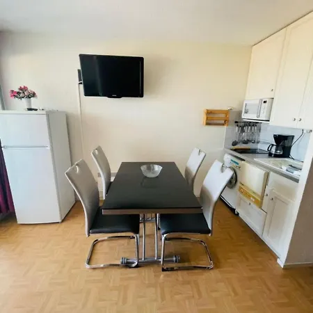 2 Pieces Avec Parking, Wifi, Et Climatisation - Fr-1-748-14 Apartment