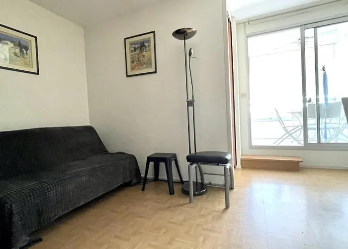 2 Pieces Avec Parking, Wifi, Et Climatisation - Fr-1-748-14 *