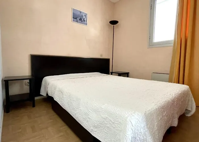 Apartmán 2 Pieces Avec Parking, Wifi, Et Climatisation - Fr-1-748-14 *
